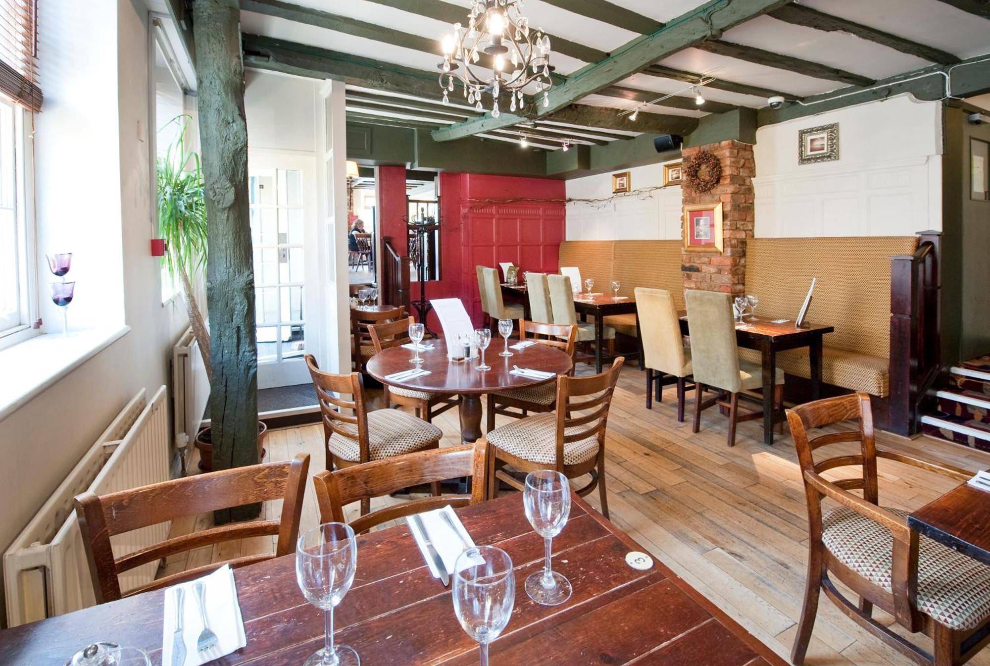 Ye Olde Talbot Hotel By Greene King Inns Worcester Restaurant photo